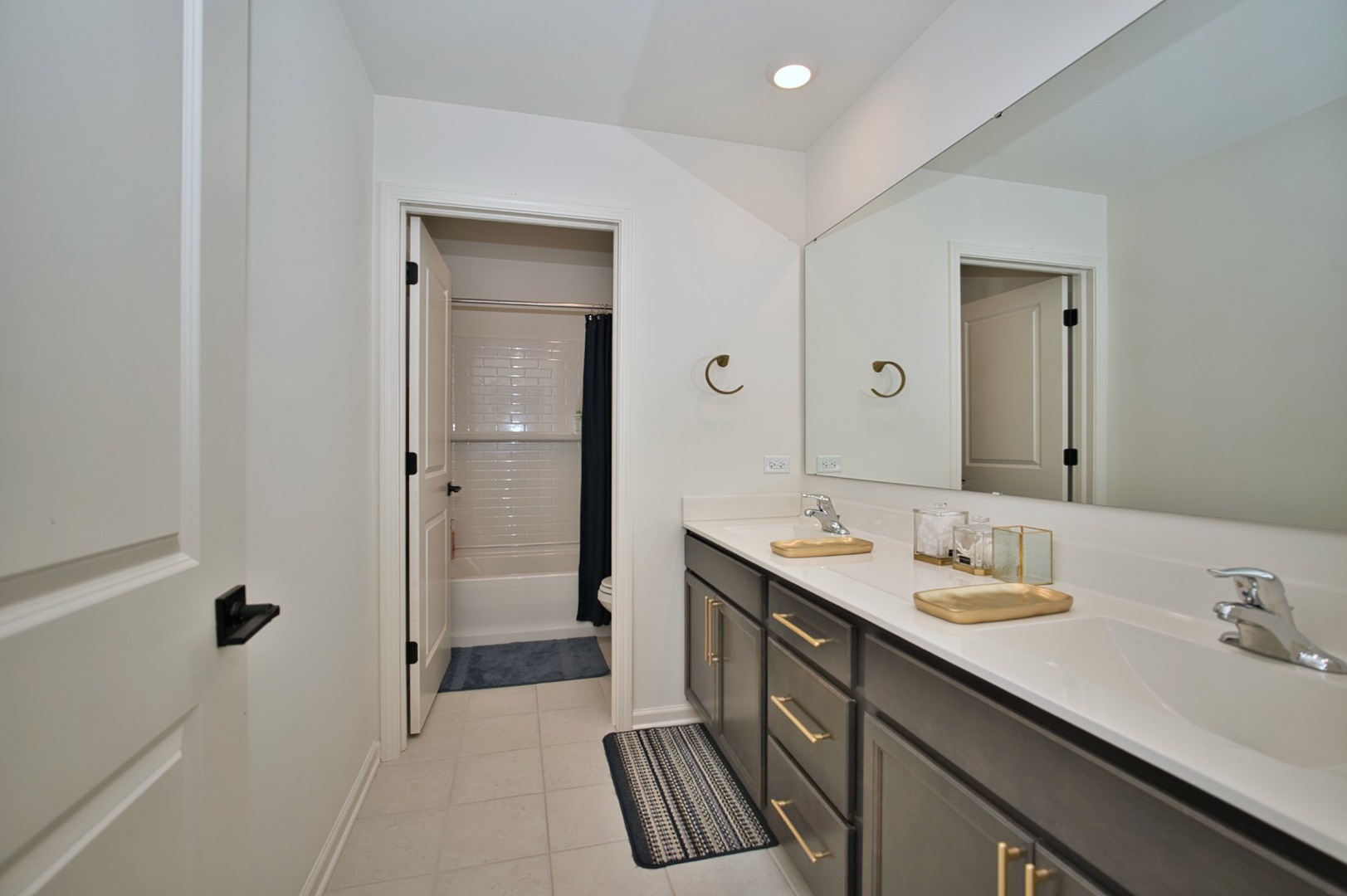 1351 Wake Robin Lane Bartlett, IL 60103 - Photo 38 of 70