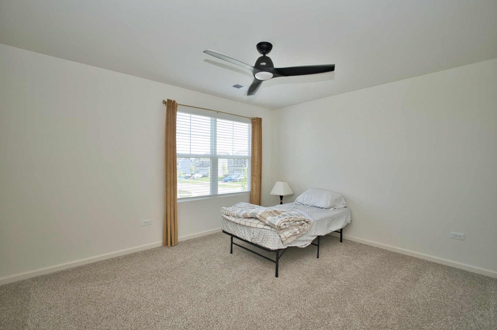 1351 Wake Robin Lane Bartlett, IL 60103 - Photo 41 of 70