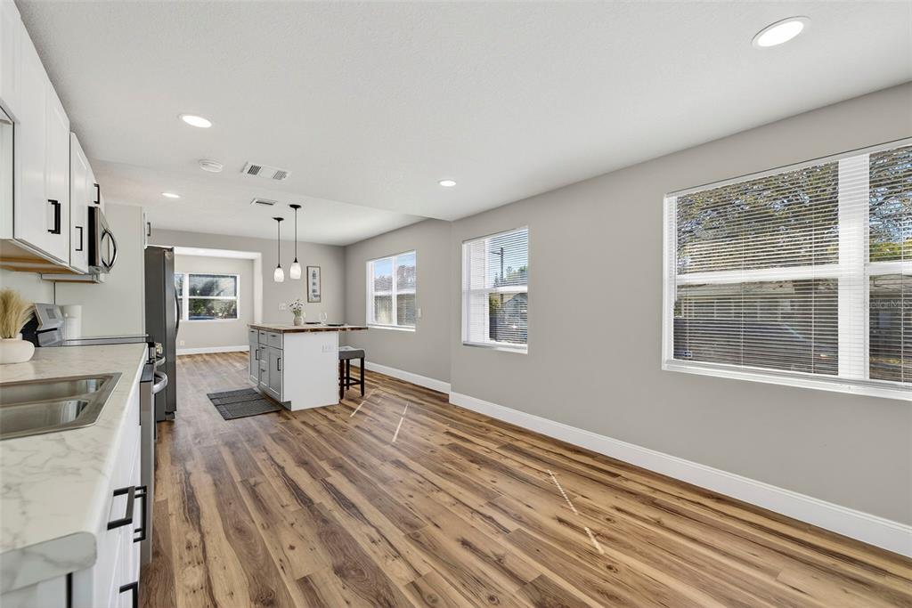 4063 2nd Avenue South St. Petersburg, FL 33711 - Photo 8 of 37