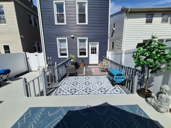 $2,800 | 9124 Columbia Avenue, Unit 1 FIRST, North Bergen, NJ 07047