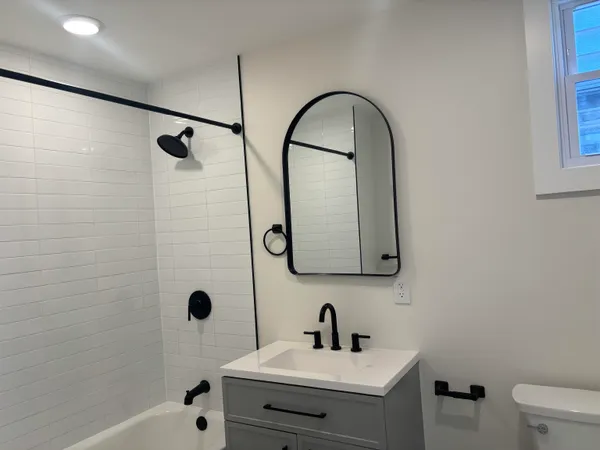 $2,800 | 9124 Columbia Avenue, Unit 1 FIRST, North Bergen, NJ 07047