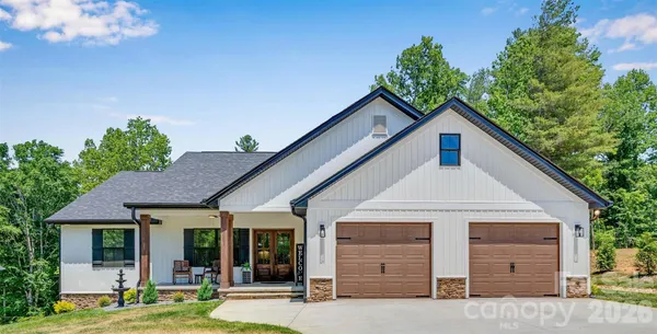 $424,900 | 1203 Summerhill Street, Lenoir, NC 28645