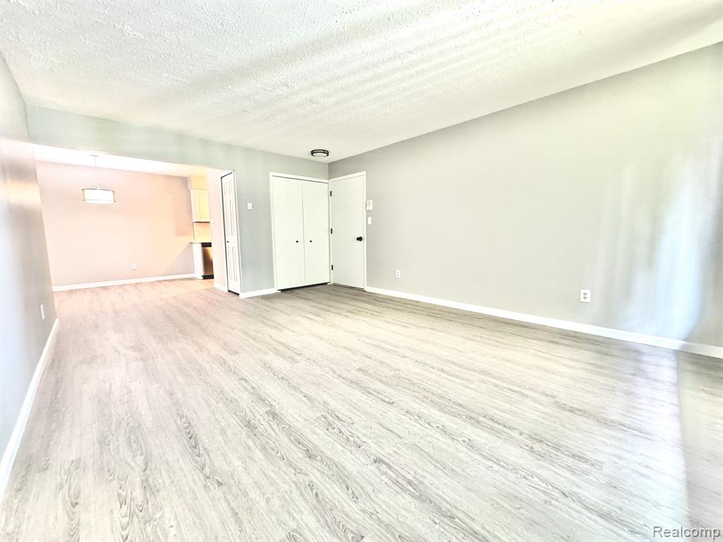 1250 East West Maple Road, Unit 8 Walled Lake, MI 48390 - Photo 8 of 12