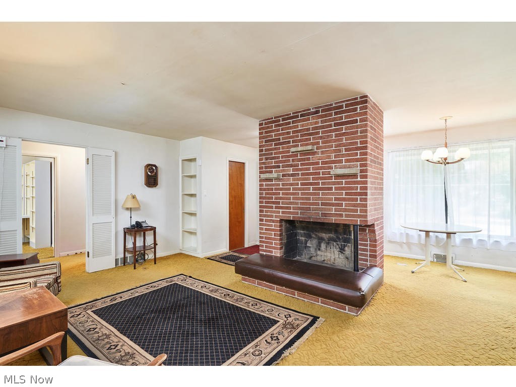 1287 Garman Road Akron, OH 44313 - Photo 5 of 13 Gallery Image 5