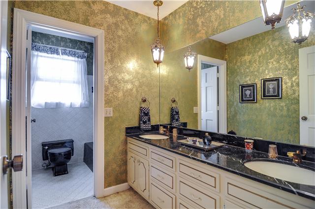 221 Arrowhead Road Franklin, TN 37069 - Photo 13 of 20 Gallery Image 13
