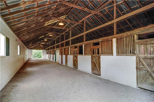221 Arrowhead Road Franklin, TN 37069 - Photo 18 of 20 Gallery Image 18