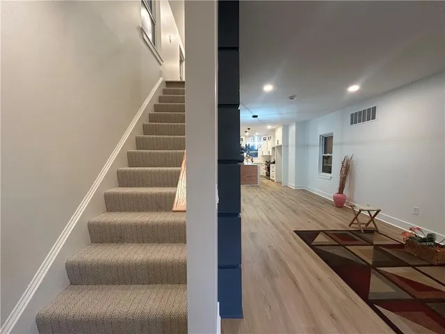 $595,000 | 2019 Summit Street, Kansas City, MO 64108