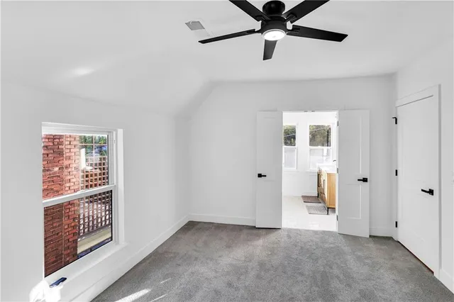 $595,000 | 2019 Summit Street, Kansas City, MO 64108