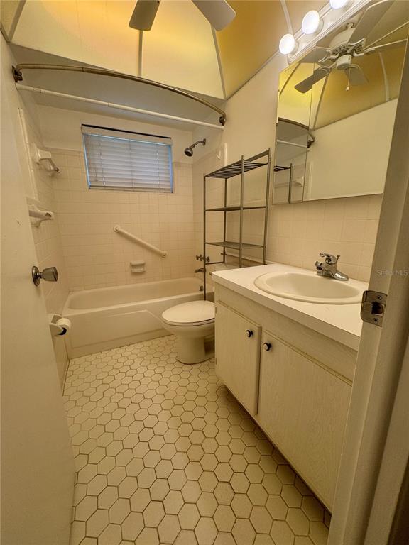 11201 80th Avenue, Unit 101 Seminole, FL 33772 - Photo 15 of 33