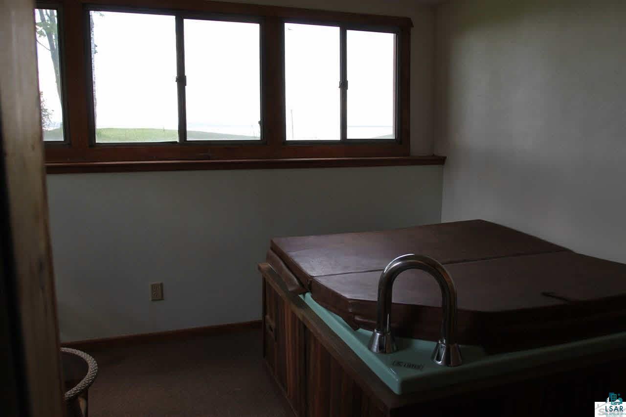 66636 Bay Front Road Ashland, WI 54806 - Photo 11 of 17 Gallery Image 11