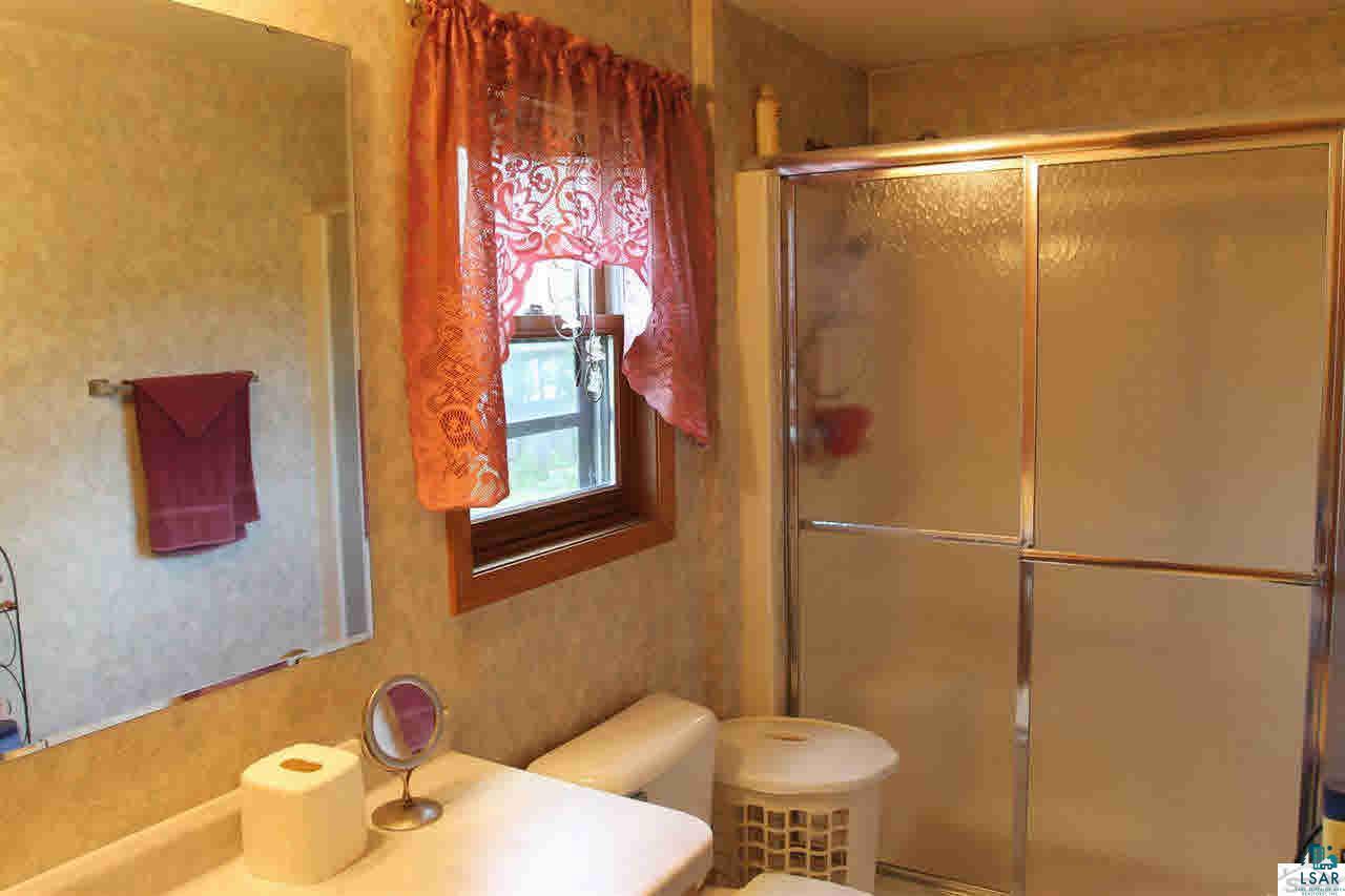 66636 Bay Front Road Ashland, WI 54806 - Photo 9 of 17 Gallery Image 9