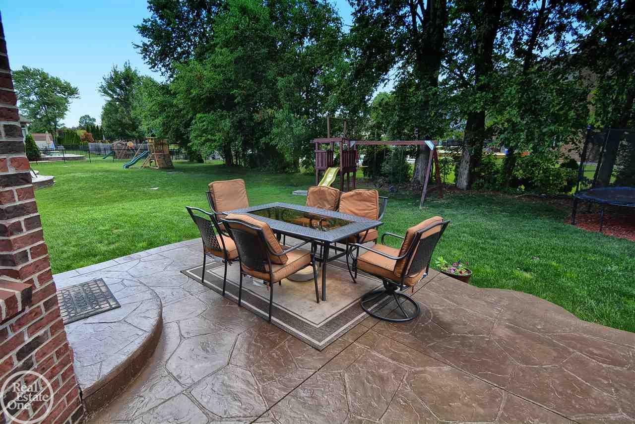 47883 Gloede Road Macomb, MI 48044 - Photo 35 of 38 31324759-34.JPG