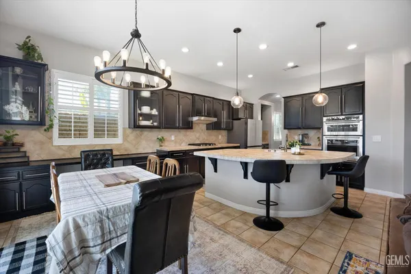 $565,000 | Undisclosed Address, Bakersfield, CA 93312