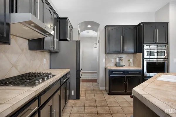 $565,000 | Undisclosed Address, Bakersfield, CA 93312