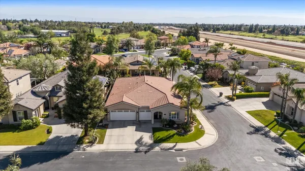 $565,000 | Undisclosed Address, Bakersfield, CA 93312