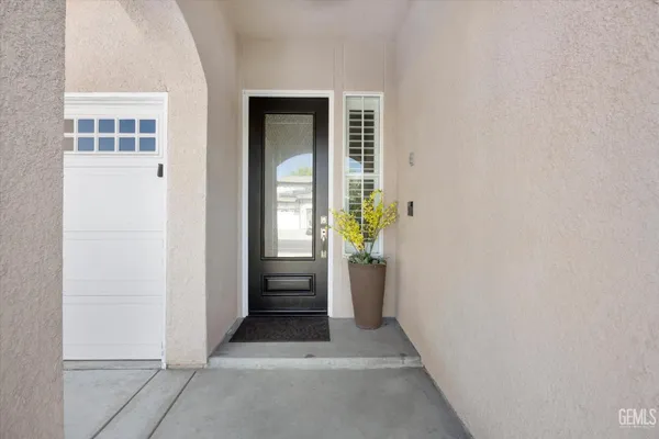 $565,000 | Undisclosed Address, Bakersfield, CA 93312