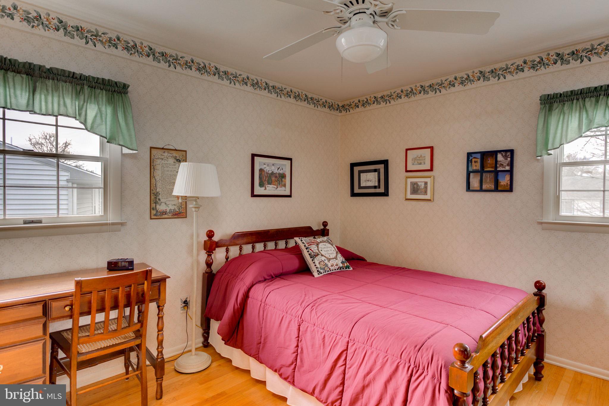 15 Papermill Road Cherry Hill, NJ 08003 - Photo 20 of 37 Second bedroom