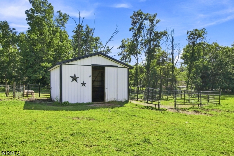 39 Hope Road Blairstown, NJ 07825 - Photo 40 of 50 Gallery Image 40