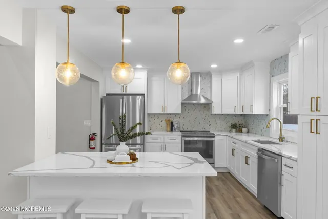 $699,999 | 82 Oriskany Drive, Freehold, NJ 07728