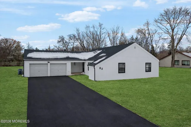 $699,999 | 82 Oriskany Drive, Freehold, NJ 07728