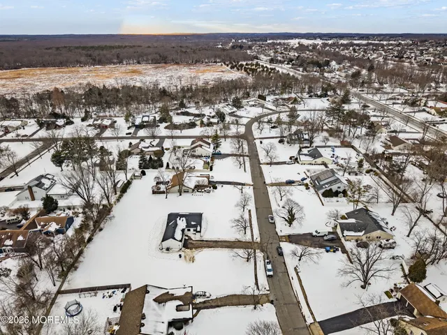 $699,999 | 82 Oriskany Drive, Freehold, NJ 07728