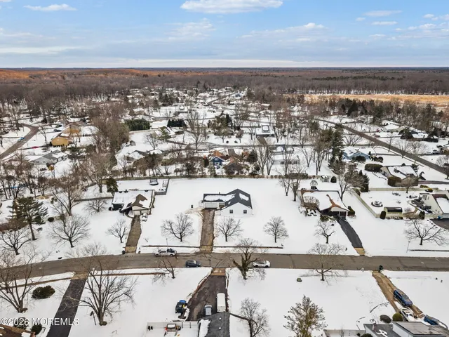 $699,999 | 82 Oriskany Drive, Freehold, NJ 07728