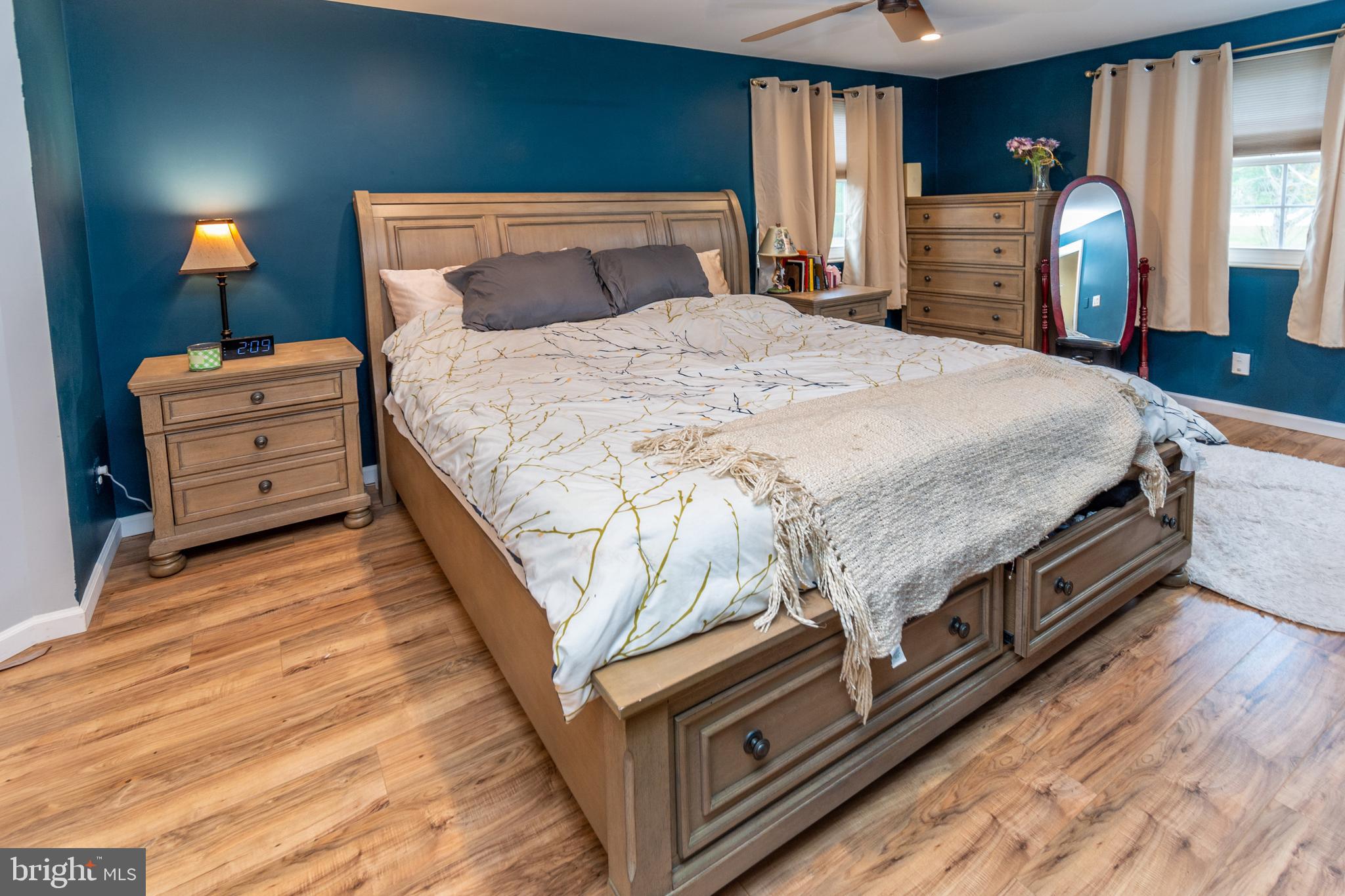 7 Pinehurst Court Hamilton, NJ 08690 - Photo 25 of 52 a bed room with a bed and a night stand