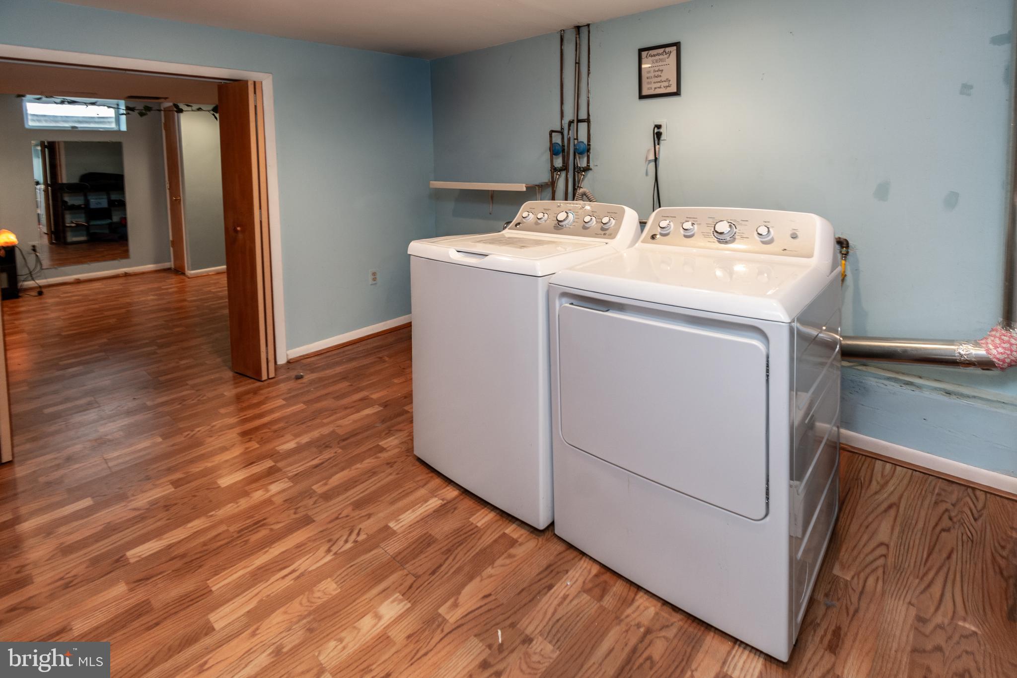 7 Pinehurst Court Hamilton, NJ 08690 - Photo 47 of 52 a utility room with washer and dryer