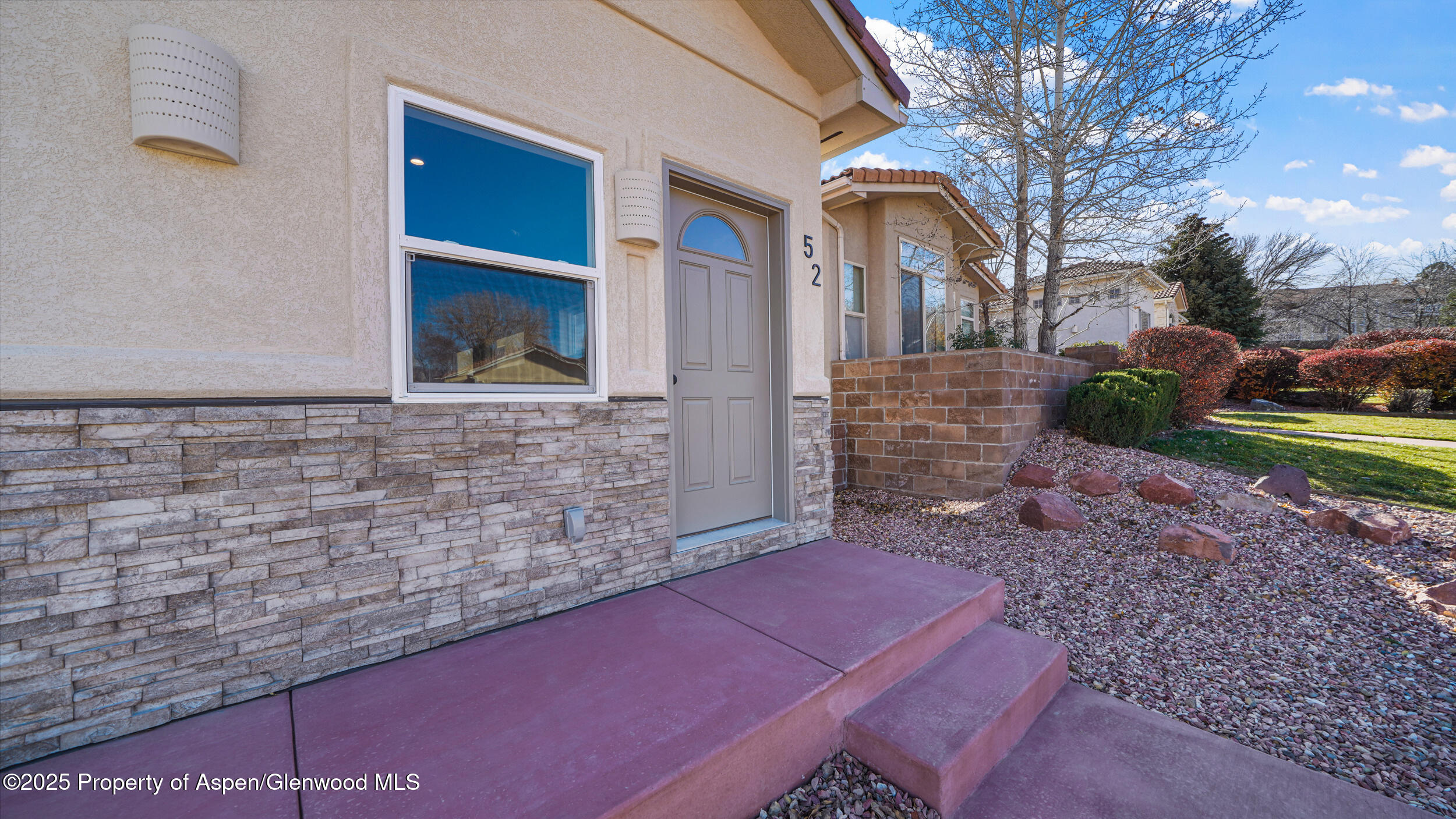 52 Hogan Circle Parachute, CO 81635 - Photo 3 of 26 Front Porch