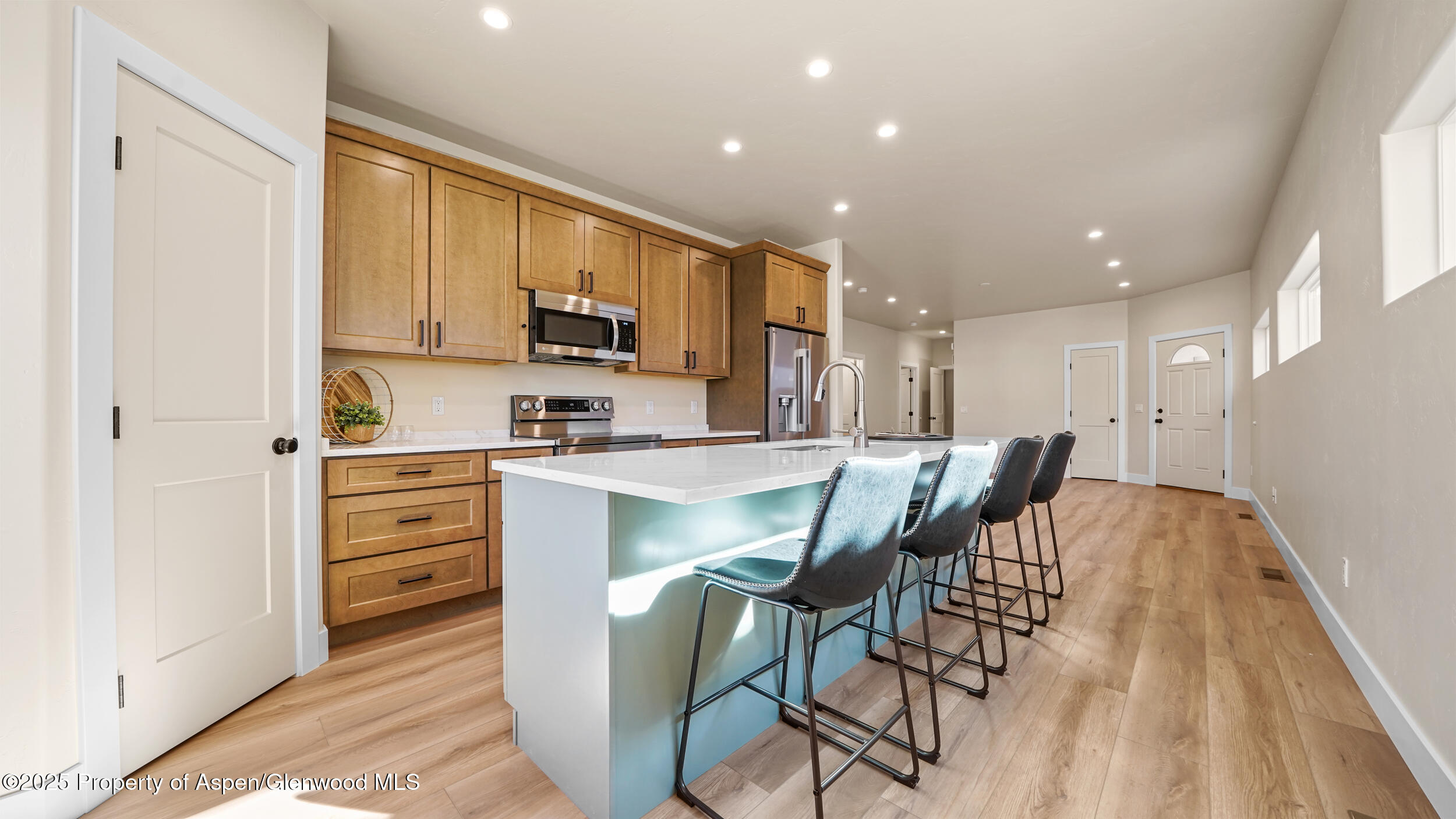 52 Hogan Circle Parachute, CO 81635 - Photo 4 of 26 Kitchen