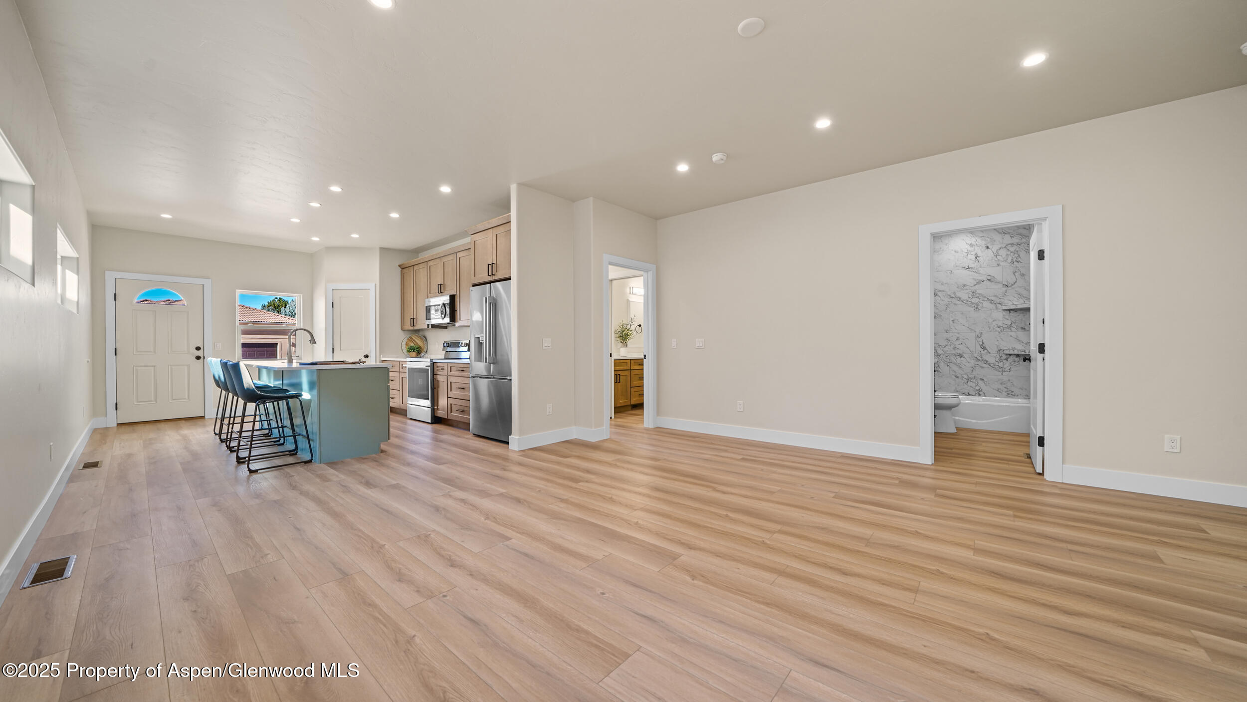 52 Hogan Circle Parachute, CO 81635 - Photo 7 of 26 Living & Dining