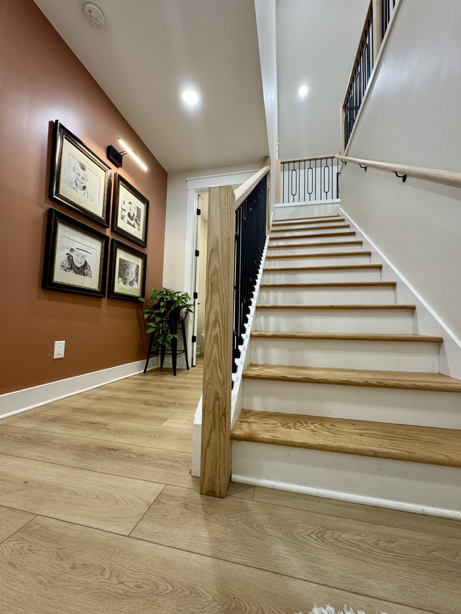 418 Creekmore Road Cottontown, TN 37048 - Photo 18 of 60 a view of entryway and hall