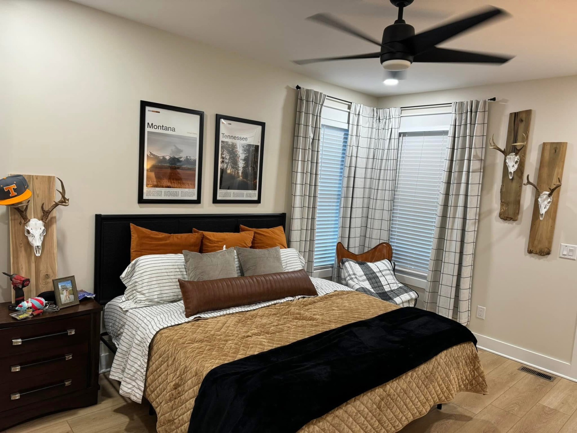 418 Creekmore Road Cottontown, TN 37048 - Photo 39 of 60 a bedroom with double bed and a window