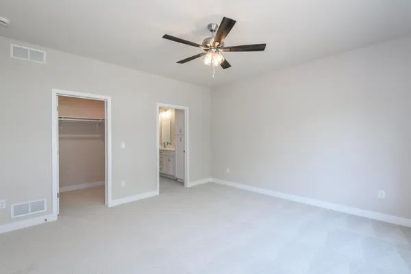 $529,900 | 7033 Stonewood Lane, Lannon, WI 53046