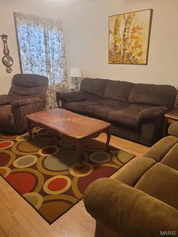 $70,000 | 5714 Park Lane, St. Louis, MO 63147