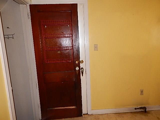 104 Ridgewood Avenue West View, PA 15229 - Photo 7 of 15 Gallery Image 7