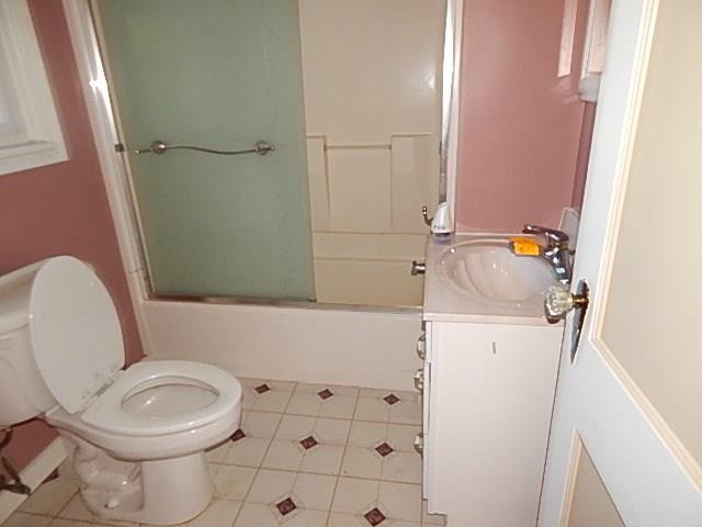 104 Ridgewood Avenue West View, PA 15229 - Photo 10 of 15 Gallery Image 10