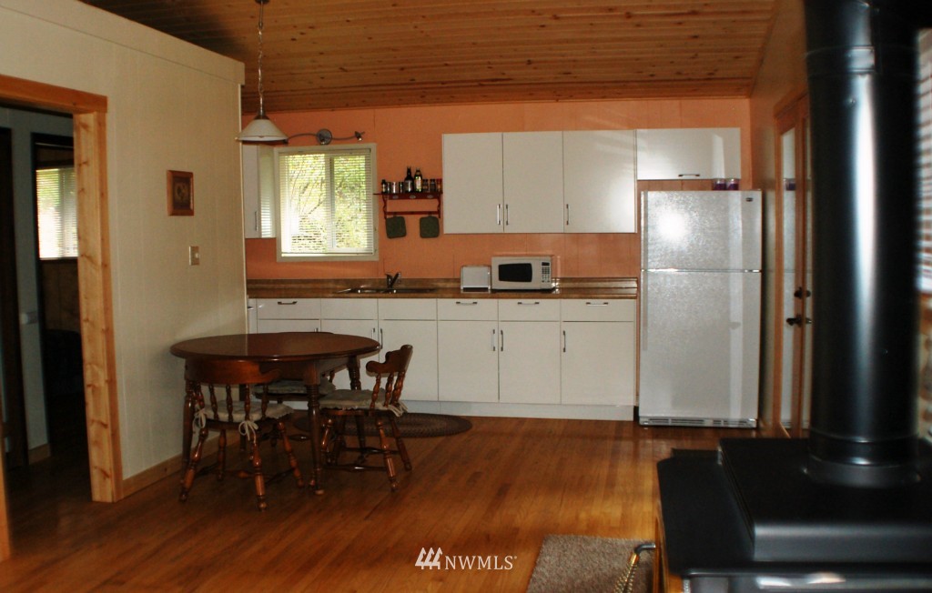 2 Highland Road Winthrop, WA 98862 - Photo 9 of 23