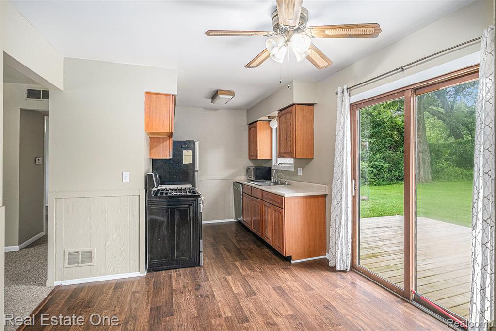 4265 Quick Road Holly, MI 48442 - Photo 5 of 20