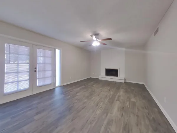 $2,529 | 4633 West Bluefield Avenue, Glendale, AZ 85308