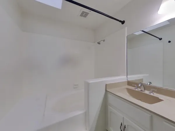 $2,529 | 4633 West Bluefield Avenue, Glendale, AZ 85308