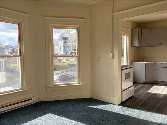 $875 | 43 Spruce Street, Unit 1, Oneonta, NY 13820