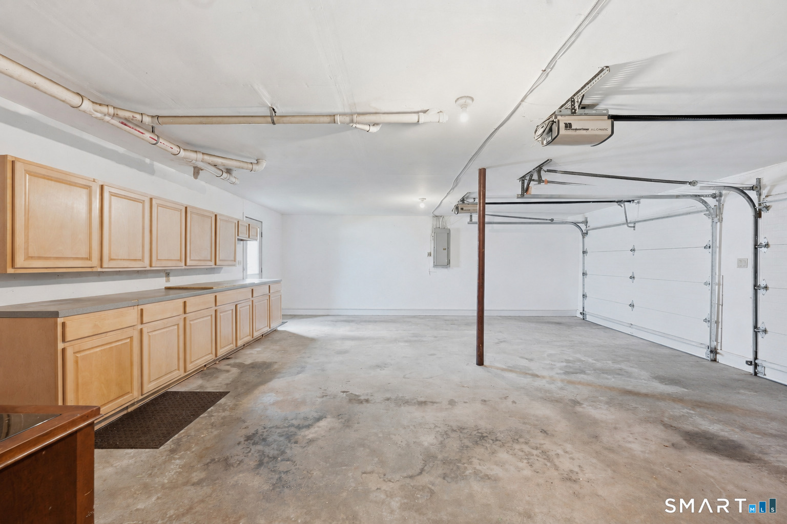 3 Charles Street Enfield, CT 06082 - Photo 32 of 38