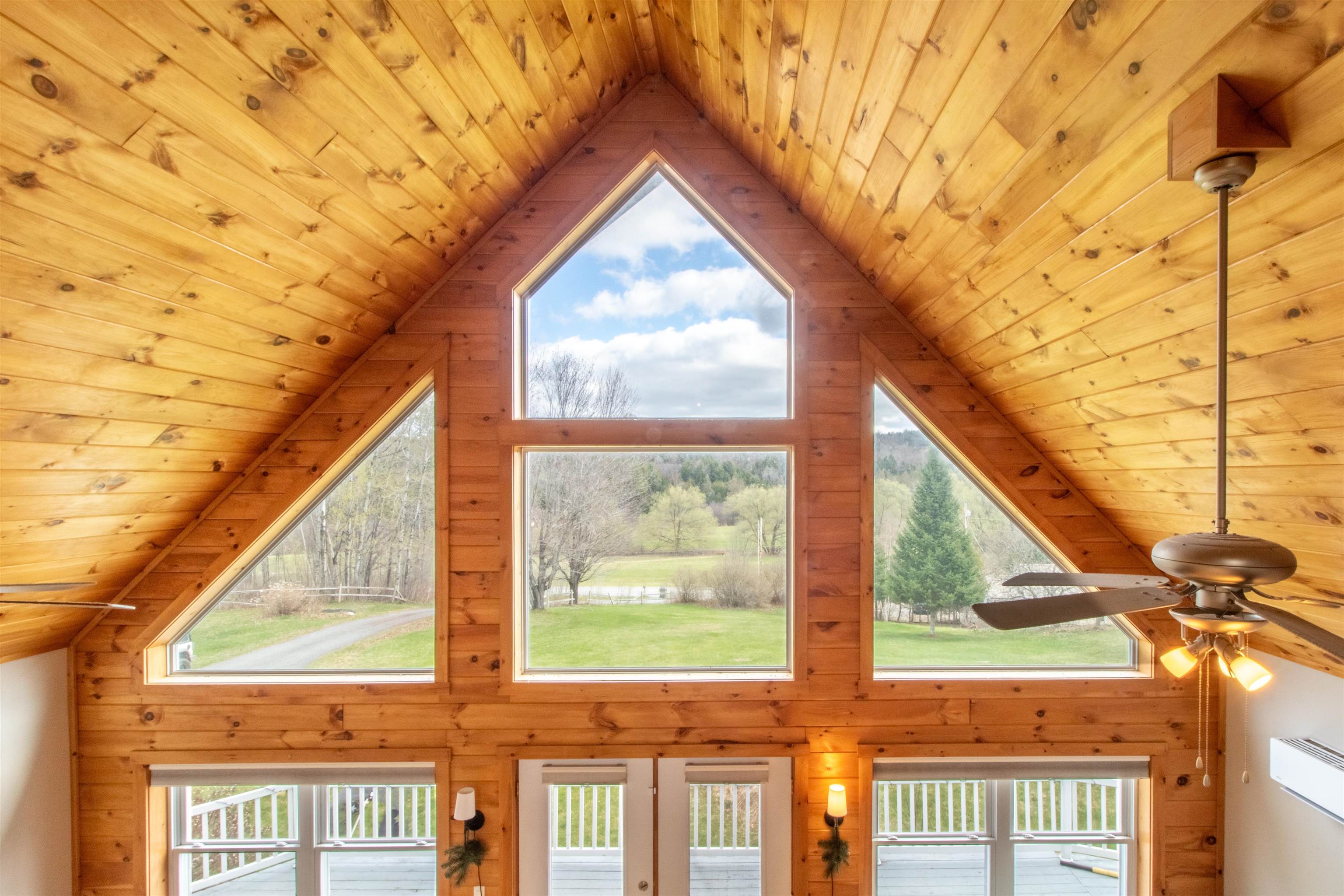 2111 Beebe Road Derby, VT 05855 - Photo 15 of 44