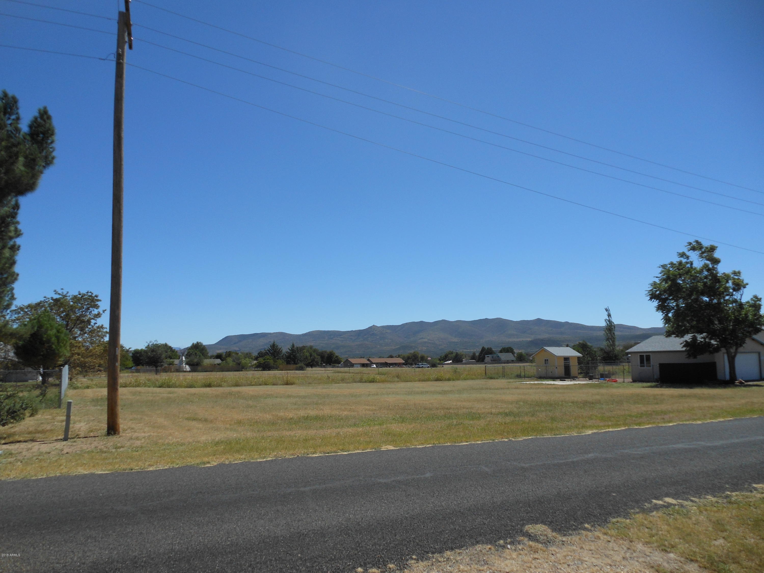 18579 Jerry Holbrook Road, Unit 71 Peeples Valley, AZ 86332 - Photo 1 of 2 DSCN0485