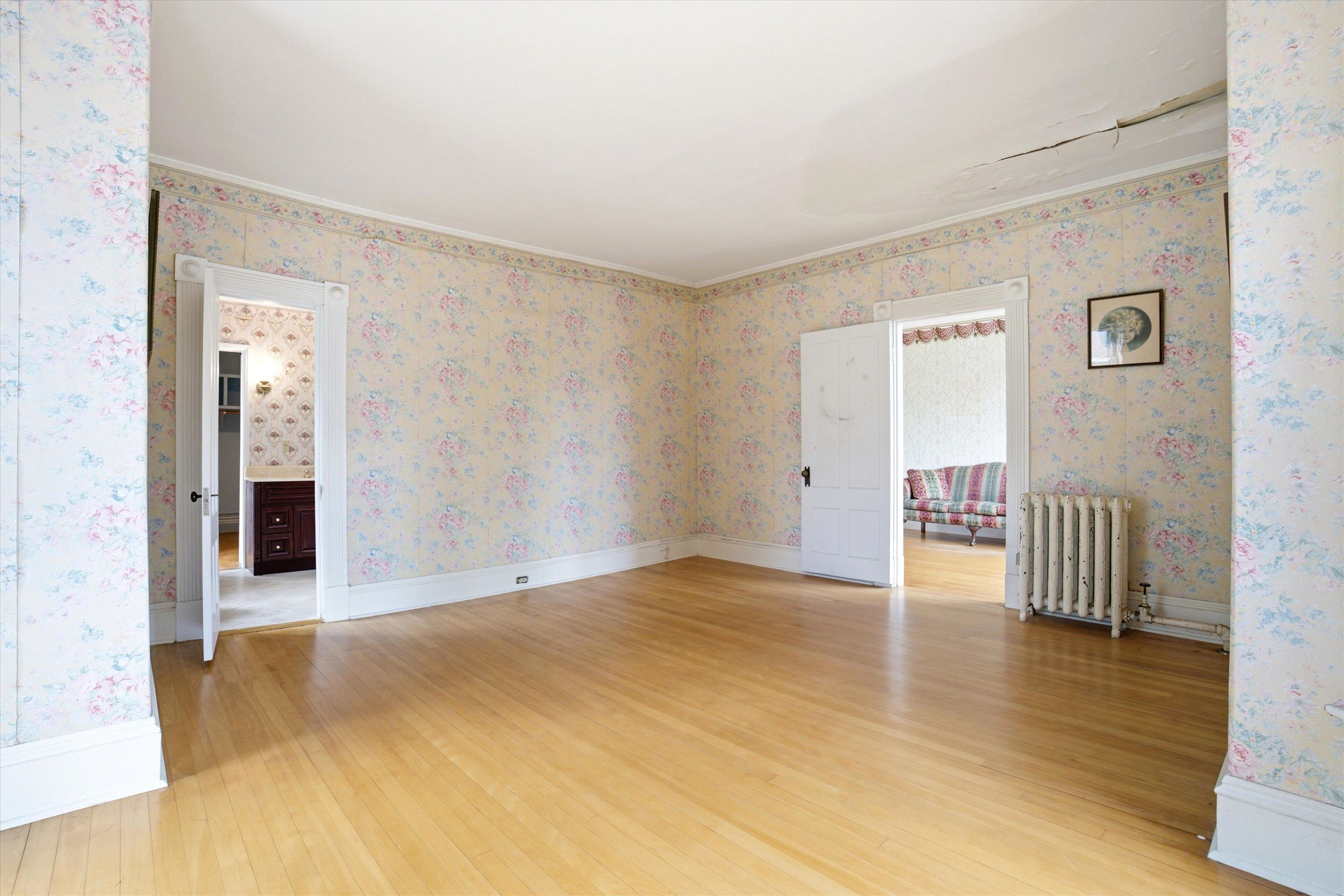 2108 Elm Street Manchester, NH 03104 - Photo 25 of 59