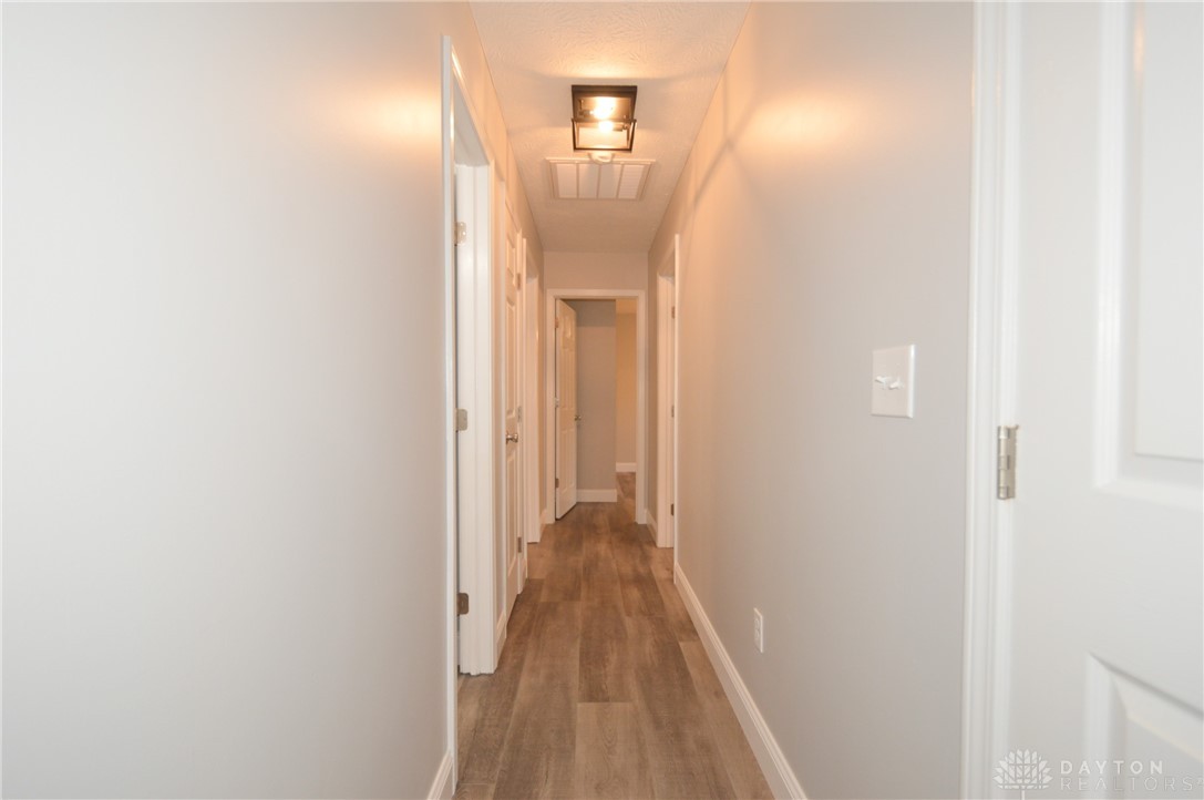 6765 Garlough Road Springfield, OH 45502 - Photo 19 of 42