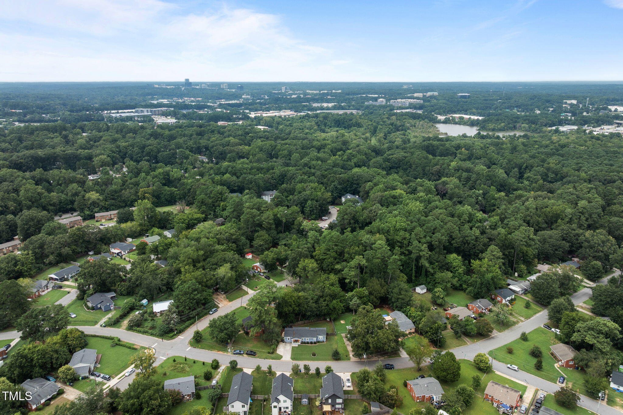 2207 Millbank Street Raleigh, NC 27610 - Photo 33 of 36 4-web-or-mls-2207 Millbank-44