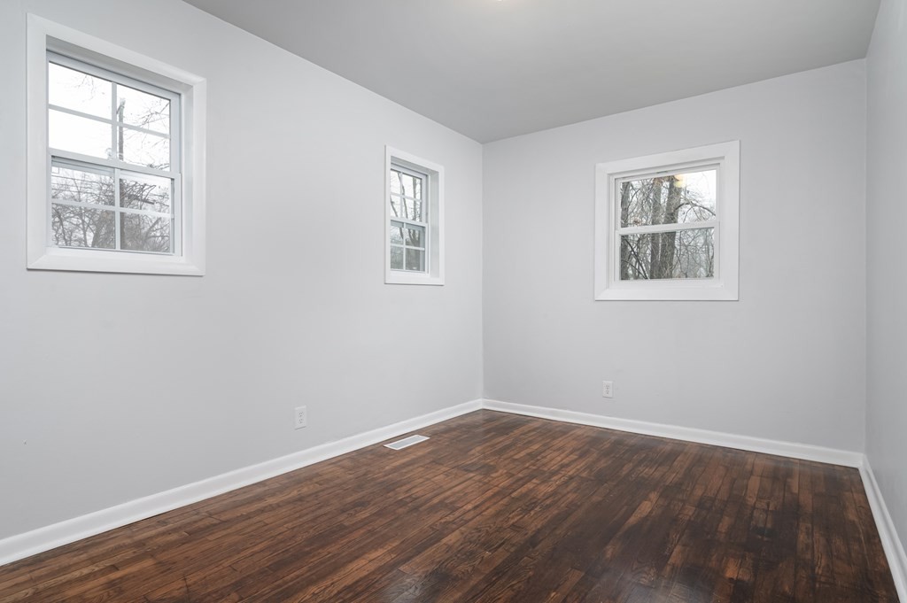 2610 Blackburn Road Southeast Cleveland, TN 37323 - Photo 5 of 10 Gallery Image 5