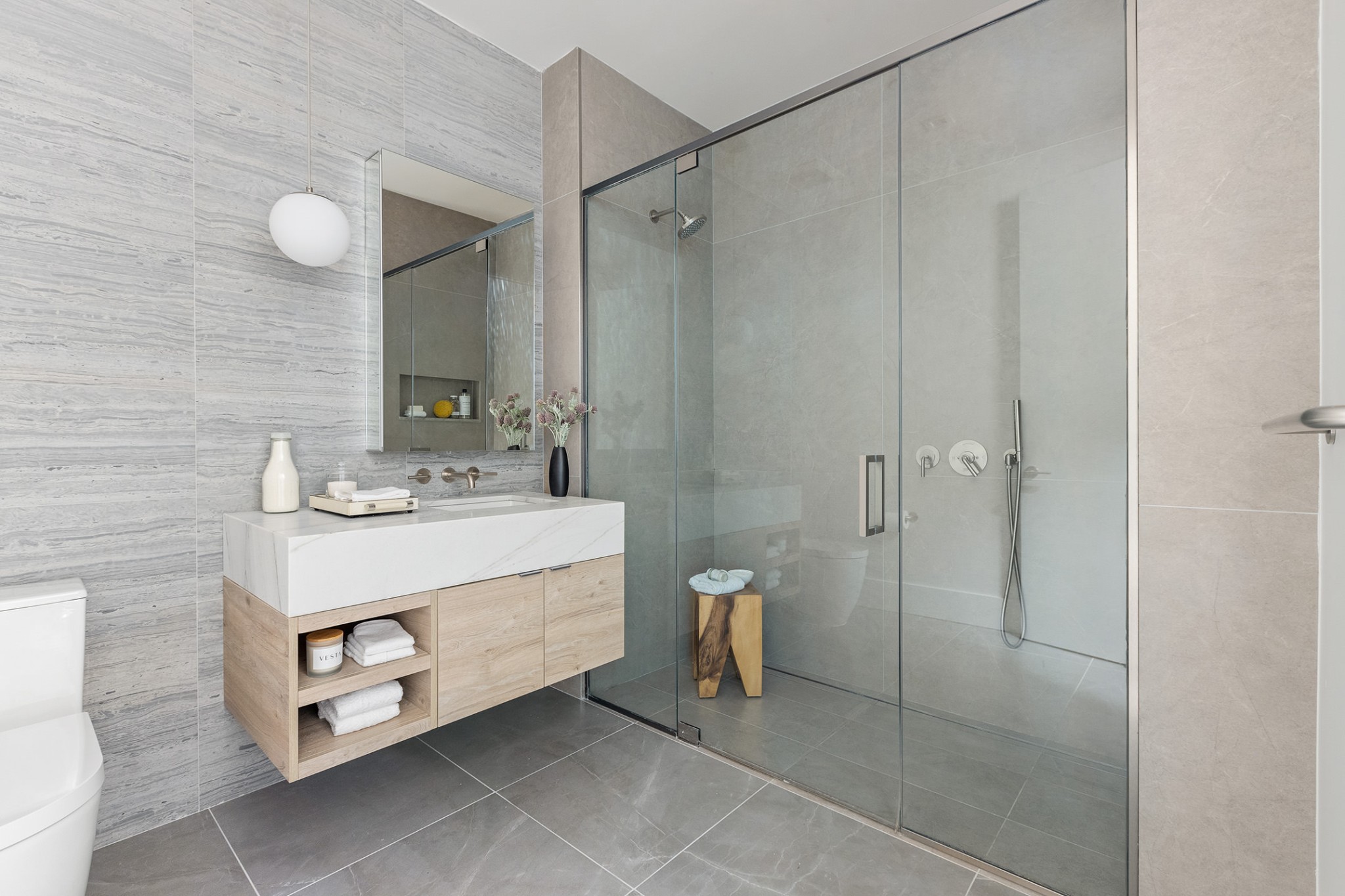 517 West 29th Street, Unit 8H Manhattan, NY 10001 - Photo 5 of 18 Photo 5